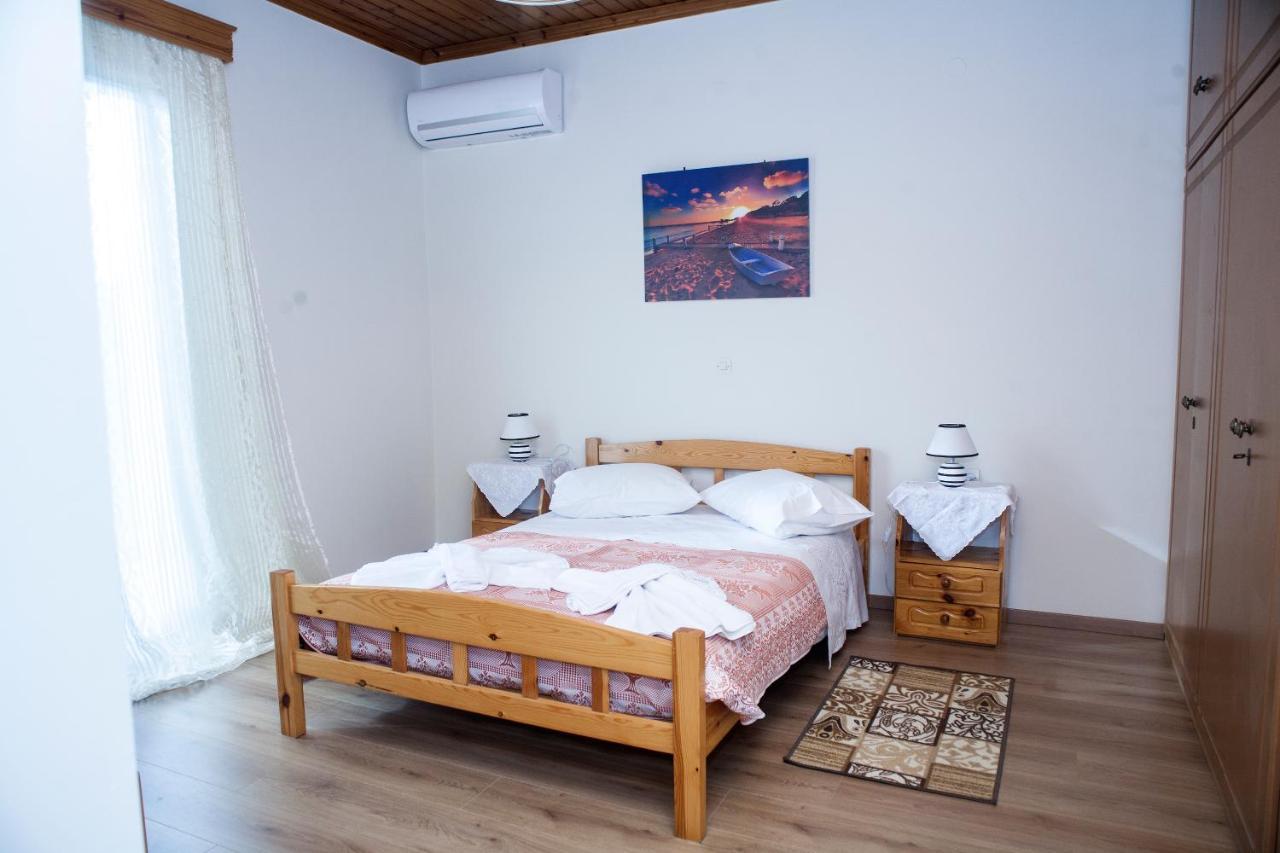 Casa Serena Asprogerakata Ngoại thất bức ảnh