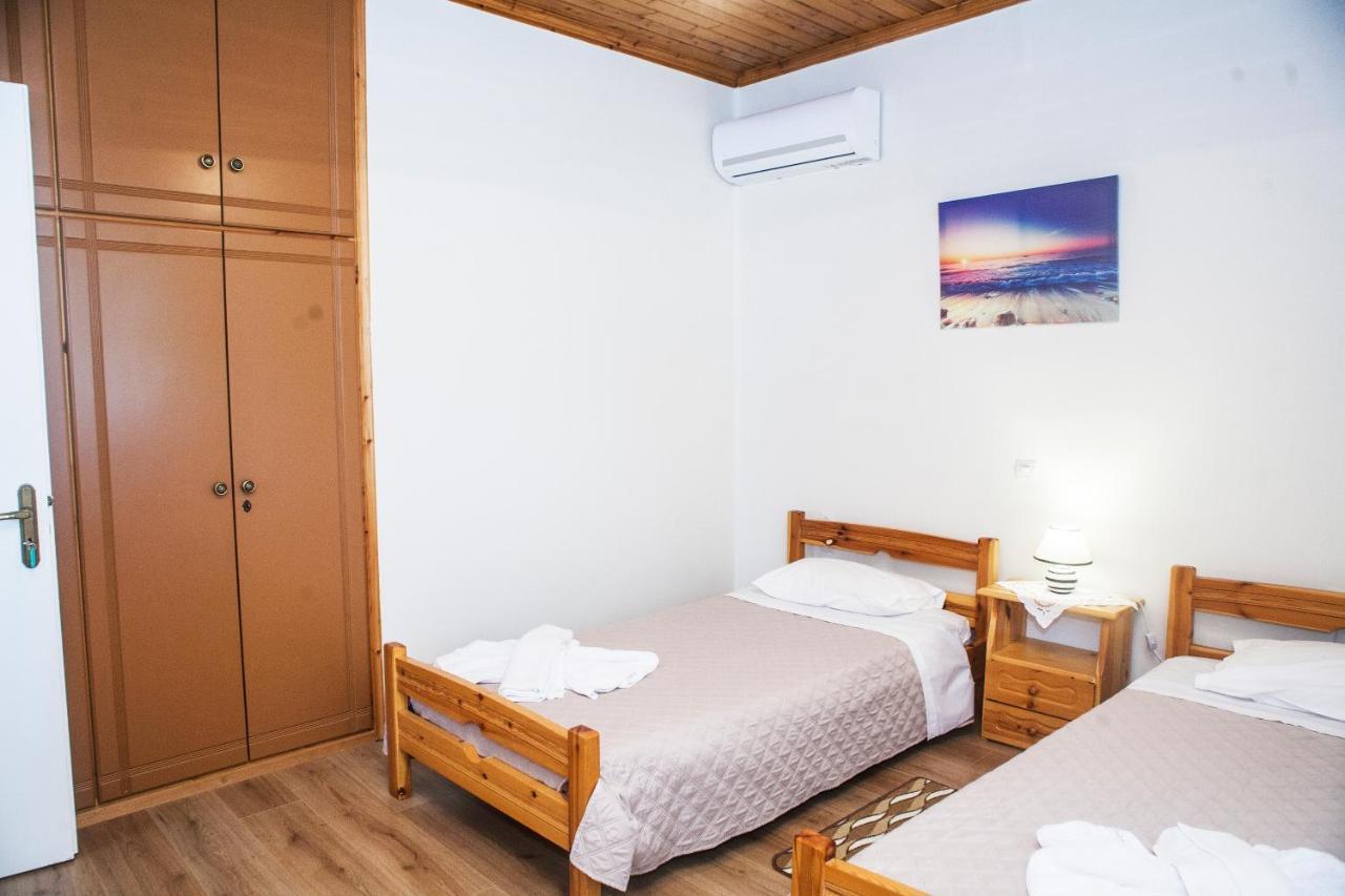 Casa Serena Asprogerakata Ngoại thất bức ảnh